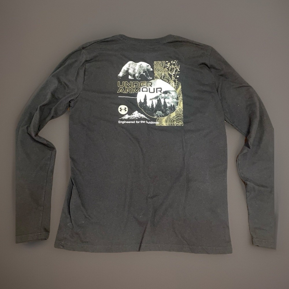 Under Armour Long Sleeve Bear Creek Black T-Shirt Youth XL